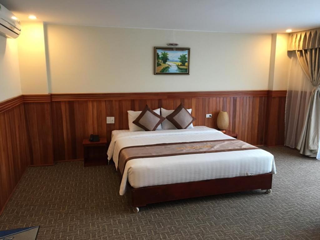 Vinh Plaza Hotel Εξωτερικό φωτογραφία