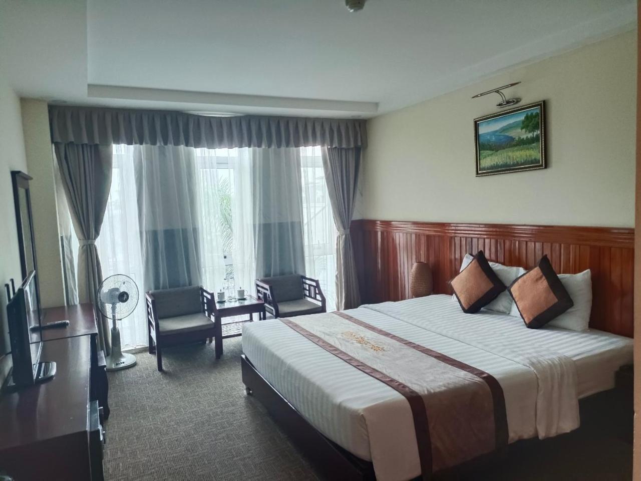 Vinh Plaza Hotel Εξωτερικό φωτογραφία